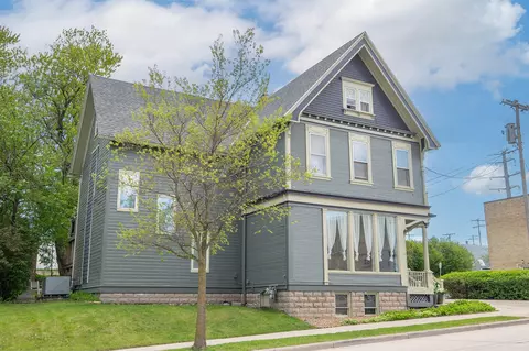 531 W Grand, Port Washington, WI 53074