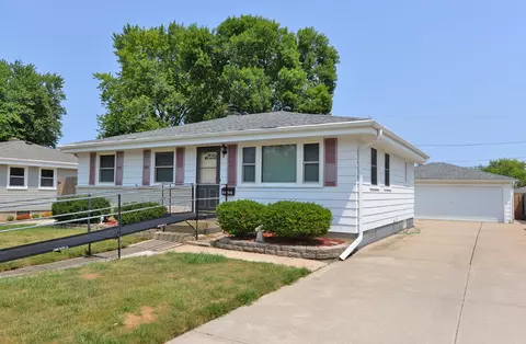 2207 Illinois, Racine, WI 53405