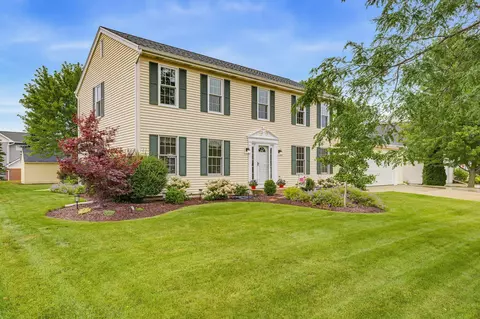 688 W Hickory, Saukville, WI 53080
