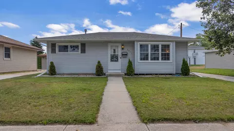 2917 S 15th, Sheboygan, WI 53081