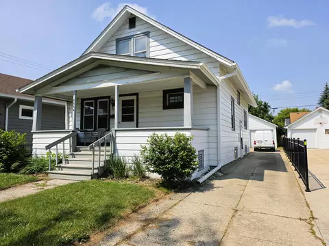 5234 33rd, Kenosha, WI 53144