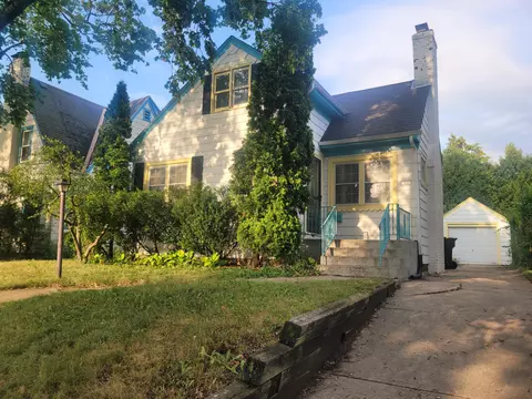 1766 N 84th, Wauwatosa, WI 53226