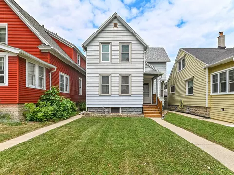 714 Marshall, South Milwaukee, WI 53172
