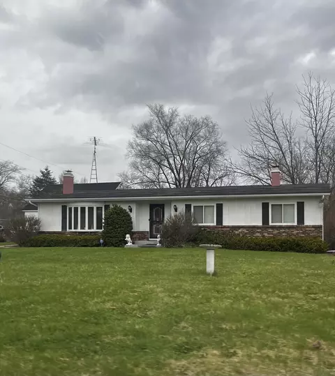 W819 Washington, Bloomfield, WI 53105