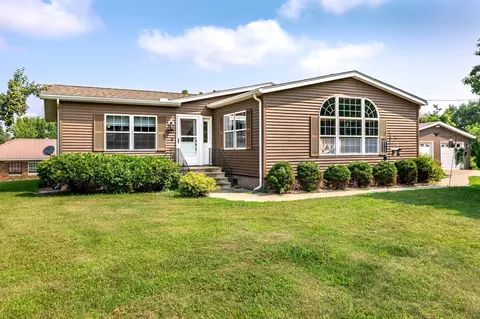 1727 Salem, La Crosse, WI 54603