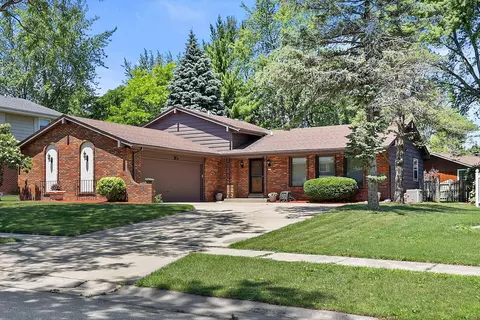 480 E Arthur, Oak Creek, WI 53154