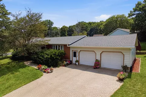675 Oak Ln, Arcadia, WI 54612