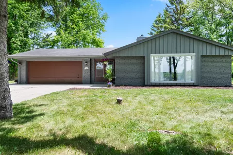 w132n12072 Mary Buth, Germantown, WI 53022