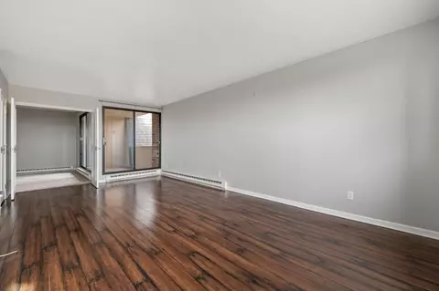 425 W Willow #222, Fox Point, WI 53217
