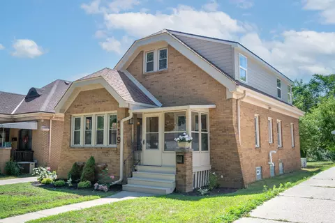 119 E Ohio, Milwaukee, WI 53207