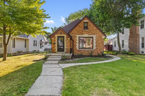 3720 N 56th, Milwaukee, WI 53216