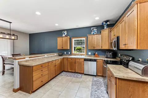 Kitchen - 4086 Pineview, Onalaska, WI 54650 photo 1 of 4