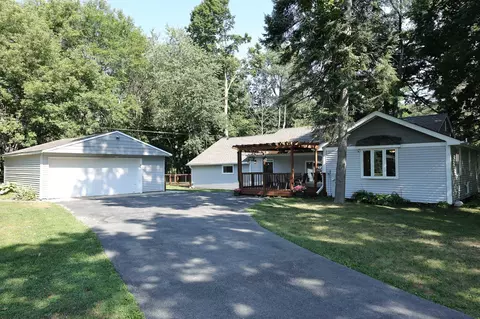 4908 Anker, Racine, WI 53405