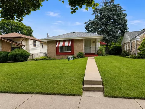 5718 N 74th, Milwaukee, WI 53218