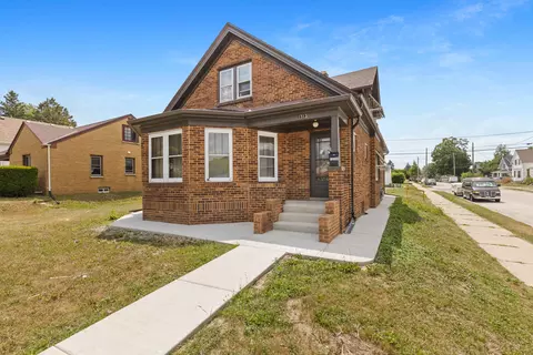 1313 Marquette, South Milwaukee, WI 53172