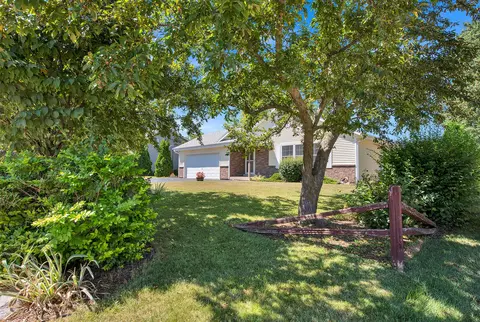 8820 W Travis, Franklin, WI 53132