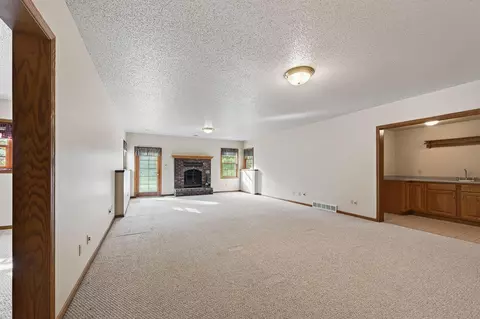 Living - n5590 Moos Road, Onalaska, WI 54650 photo 5 of 6