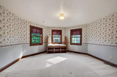 Bedroom - n5590 Moos Road, Onalaska, WI 54650 photo 6 of 11
