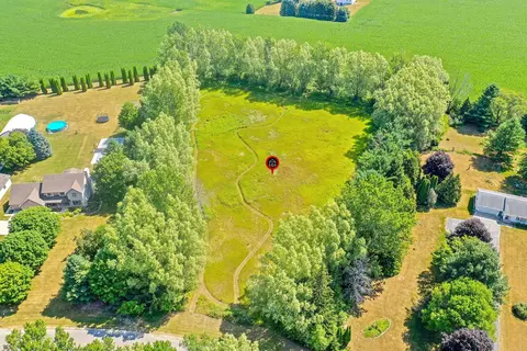 Lt1 Arrow, Kossuth, WI 54220 photo 2