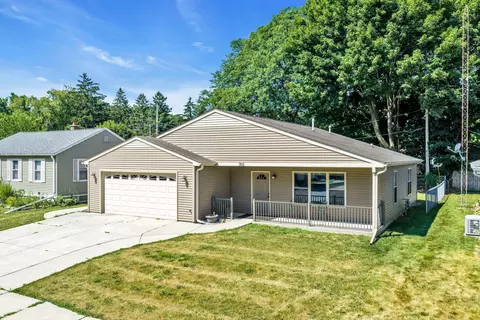 302 Graham, Racine, WI 53405