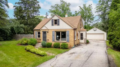 450 W Bradley, Fox Point, WI 53217