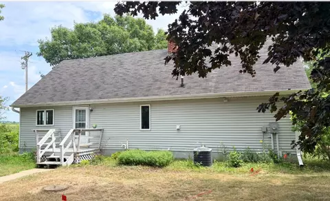 w10104 County Road O, Manchester, WI 54615