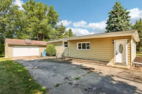 1422 N 2nd, Watertown, WI 53098