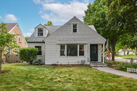 2777 N 81st, Milwaukee, WI 53222