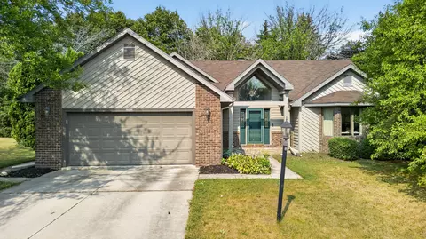 4418 Hunters Gln, Sheboygan, WI 53083