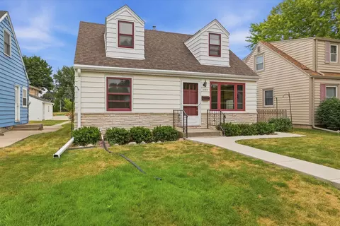 2140 S 109th, West Allis, WI 53227
