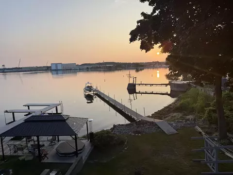 210 N Joliet, Sturgeon Bay, WI 54235