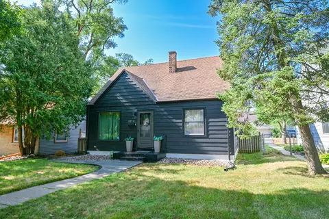8113 W Townsend, Milwaukee, WI 53222