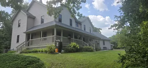 s86w30445 Stonegate, Mukwonago, WI 53149