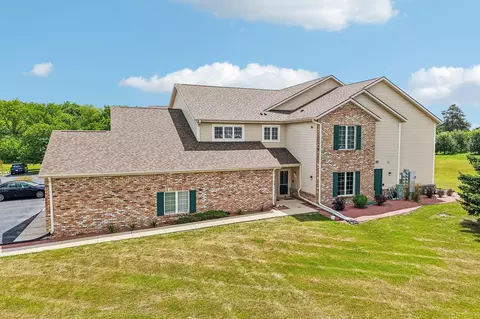 4575 S 124th, New Berlin, WI 53151