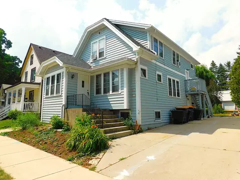 9316 W Mitchell #9318, West Allis, WI 53214