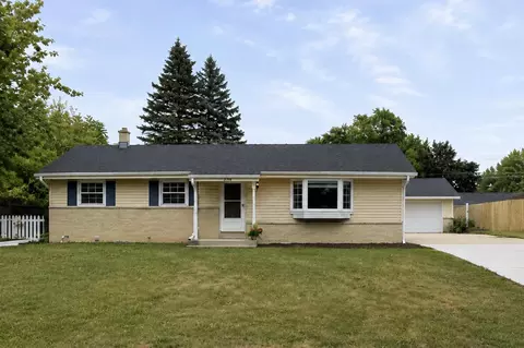 228 S Colonial, Saukville, WI 53080