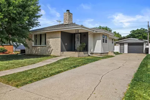 111 Virginia, Racine, WI 53405