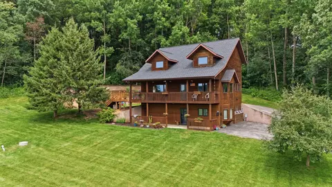 w16402 Malchaski Lane, Gale, WI 54630