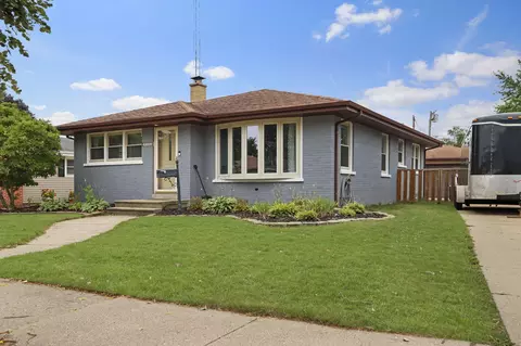 2110 16th, Kenosha, WI 53140
