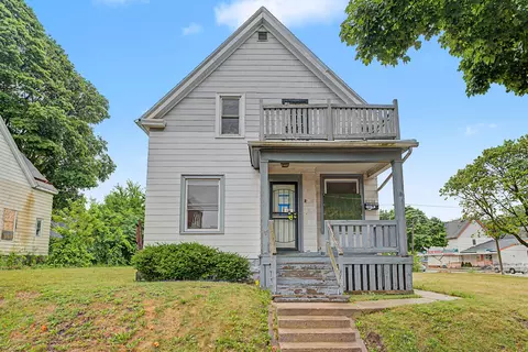 2910 N 17th, Milwaukee, WI 53206