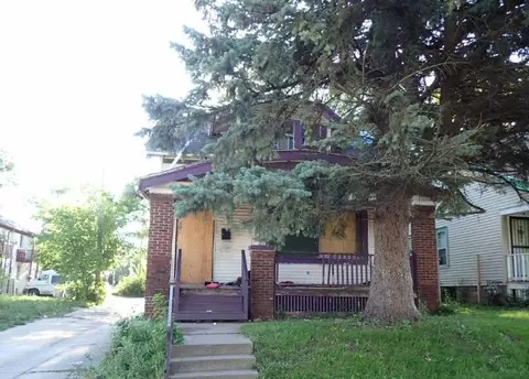 3706 N 13th, Milwaukee, WI 53206