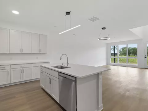 9378 S Alder #104, Oak Creek, WI 53154