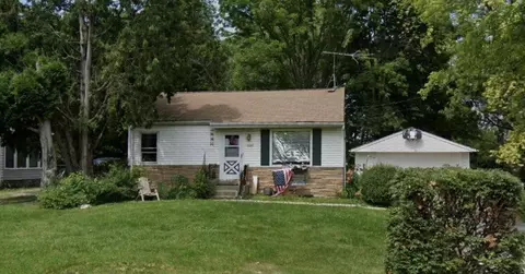 4016 W Calumet, Brown Deer, WI 53209