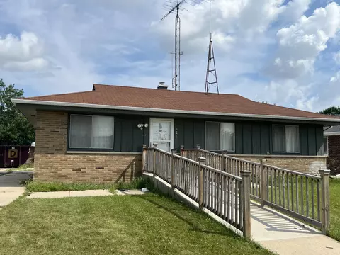 5326 68th, Kenosha, WI 53142