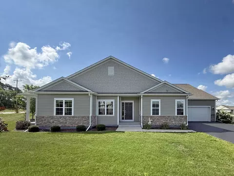 n113w14056 Wrenwood #15, Germantown, WI 53022