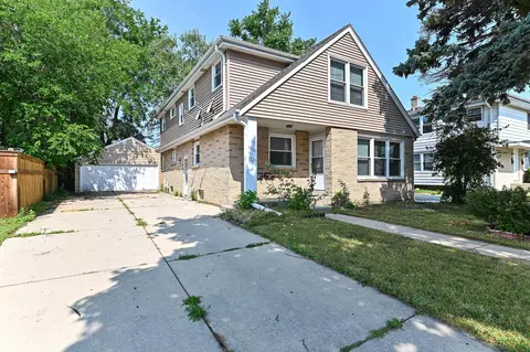 1728 Cleveland, Racine, WI 53405