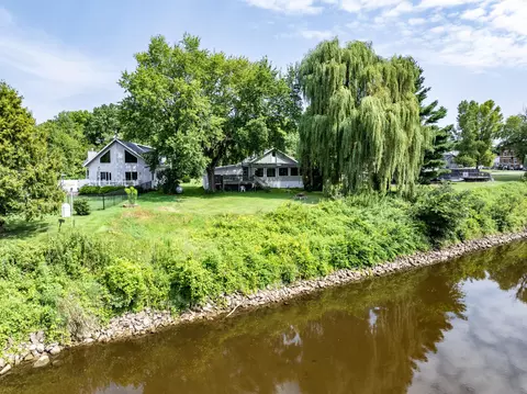 n574 North Bend Drive, North Bend, WI 54642