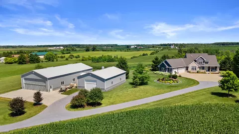 5102 Six Mile, Belgium, WI 53004
