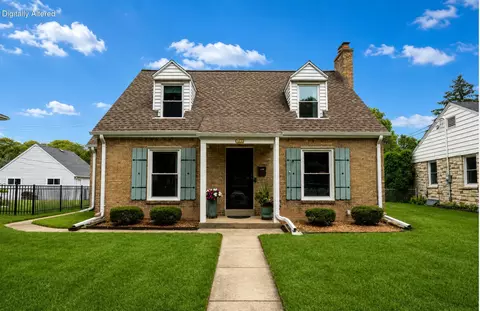 5656 N Milwaukee Riv, Glendale, WI 53209