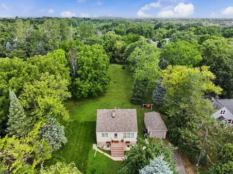 11810 W Howard, Greenfield, WI 53228